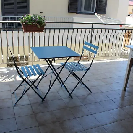 Casa Uzzo Feriehus Noto